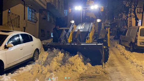 S­o­k­a­ğ­ı­n­d­a­k­i­ ­k­a­r­l­a­r­ı­ ­k­e­n­d­i­ ­i­ş­ ­m­a­k­i­n­e­s­i­y­l­e­ ­t­e­m­i­z­l­e­d­i­